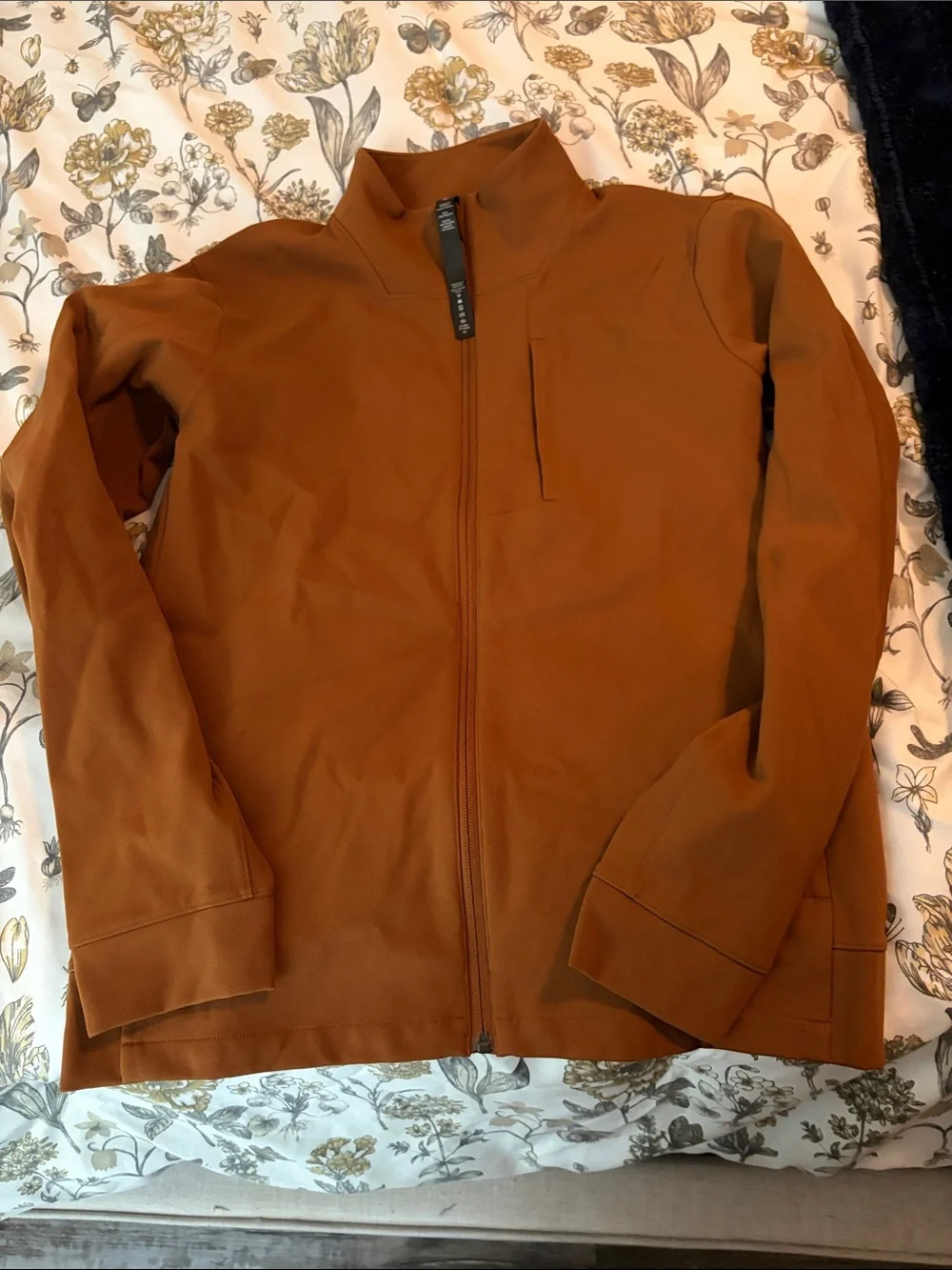 lululemon athletica Men's Zip-Up Jacket in Rust